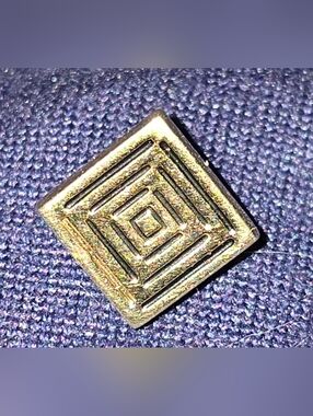 Mens Gold Geometric Square Swank Tie Tack Pin